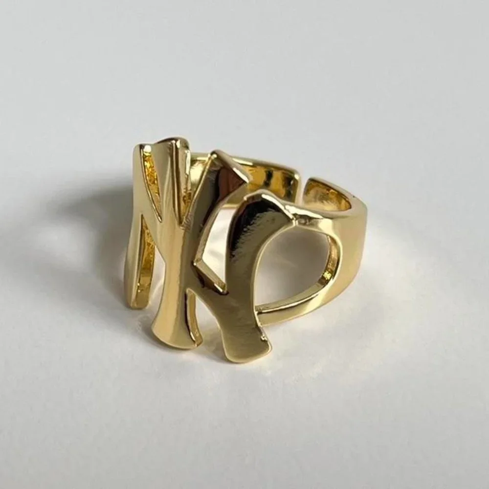 Vintage Y2K New York Yankees gold ring - Picture 3 of 7